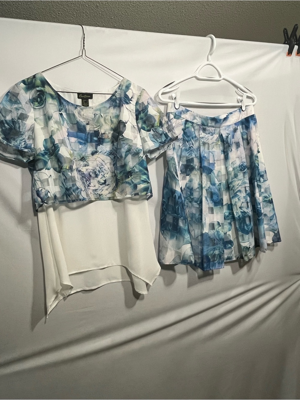 Lovely 2 piece skirt and top